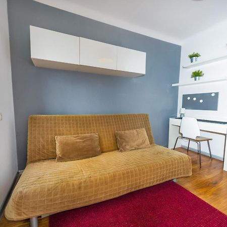 Cozy Studio Next To The Metro And City Center Varšava Exteriér fotografie